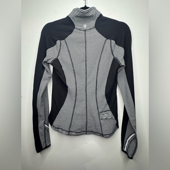 Lululemon half Zip Up running Jacket 4 Long Sleeve reversible Pullover striped - Picture 4 of 10
